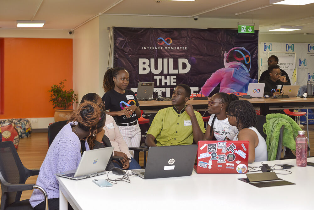 Mary USaji mentoring participants at Hackathon EVent
